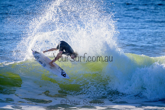 Whale_Beach_220314_081429_0174