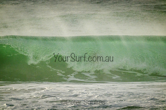 Whale_Beach_220305_080302_0026