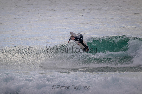 Whale_Beach_220910_094331_0097