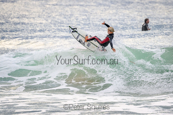 Whale_Beach_220505_070836_0051
