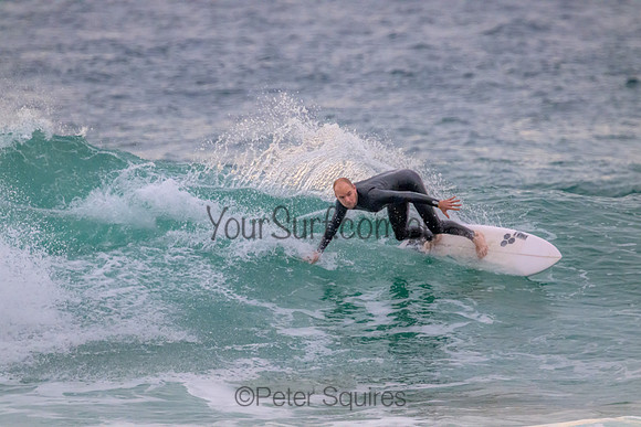 Whale_Beach_220830_071106_0035