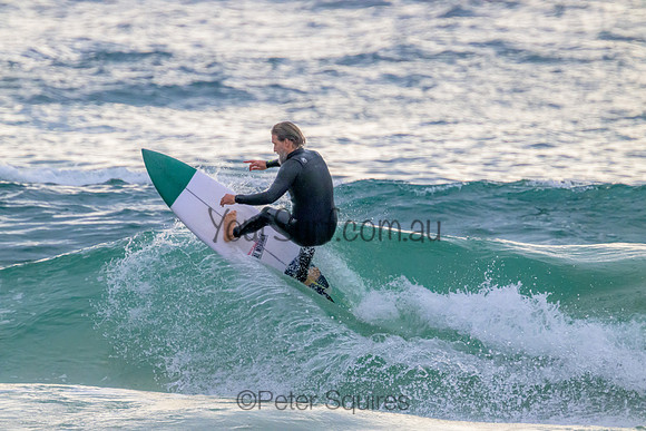 Whale_Beach_220830_073929_0147