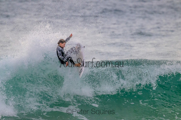 Whale_Beach_220830_073359_0125