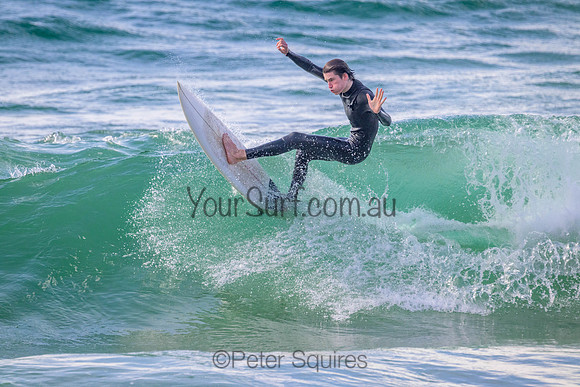 Whale_Beach_220929_084654_0010