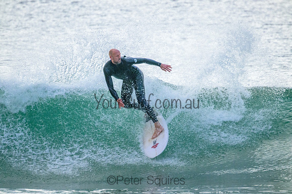 Whale_Beach_220809_082540_0096