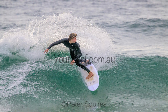 Whale_Beach_220830_073511_0127