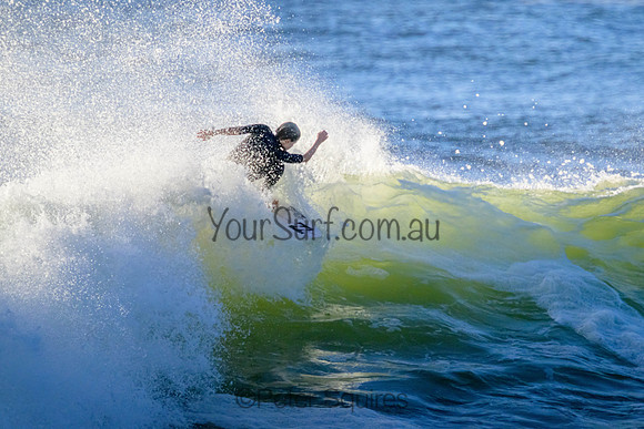 Whale_Beach_220314_074855_0118