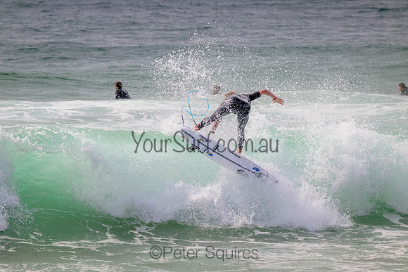 Whale_Beach_220929_092106_0122