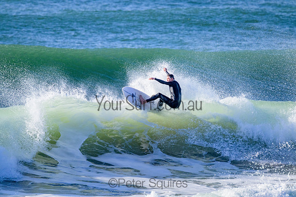 Whale_Beach_220724_090220_0118