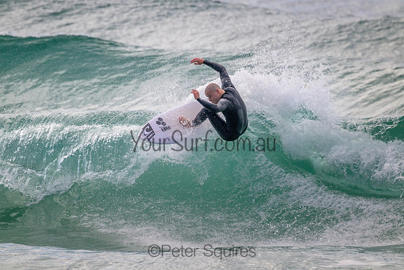 Whale_Beach_220910_094729_0113