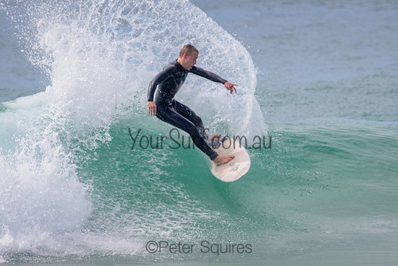 Whale_Beach_220910_095227_0125