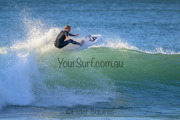 Whale_Beach_220617_073919_0034