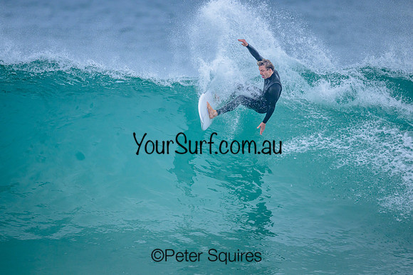 Whale_Beach_240504_083421_0037