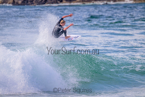 Whale_Beach_220929_084711_0013