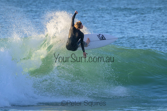 Whale_Beach_220617_073251_0006
