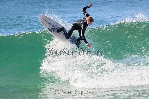 Whale_Beach_220507_092756_0147