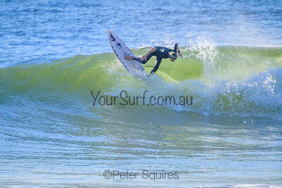 Whale_Beach_220314_081622_0189