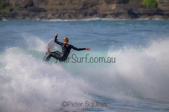Whale_Beach_220924_075311_0075