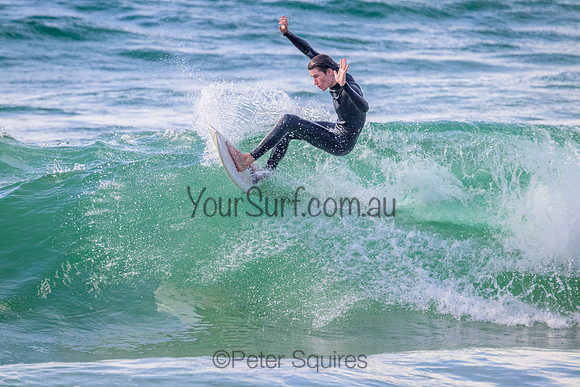 Whale_Beach_220929_084654_0011