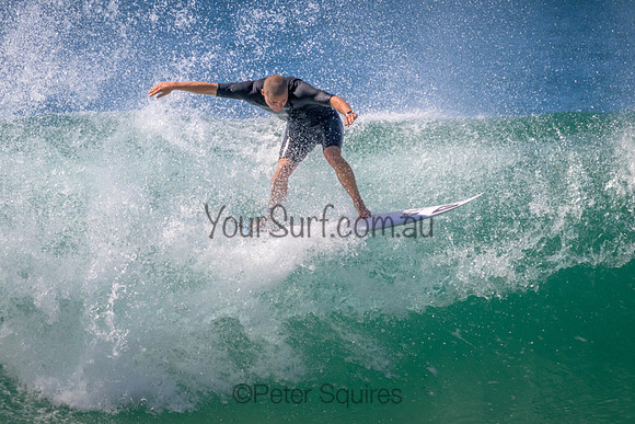 Whale_Beach_220916_110147_0054