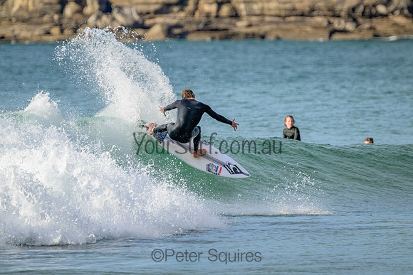 Whale_Beach_220815_080920_0102