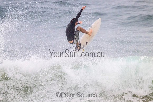 Whale_Beach_220513_083941_0142-Edit