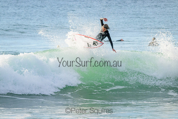 Whale_Beach_220815_073327_0033