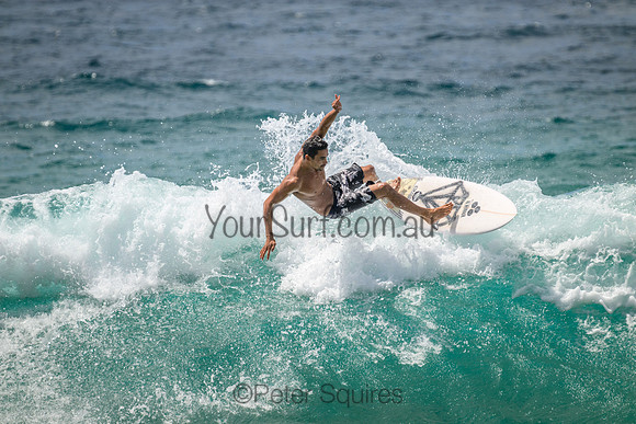 Whale_Beach_220220_120205_0418