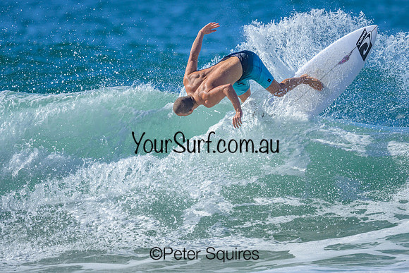 Whale_Beach_240514_104800_611