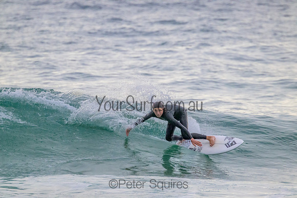 Whale_Beach_220830_074008_0151