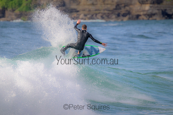 Whale_Beach_220924_075352_0080