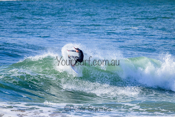 Whale_Beach_220724_091659_0140