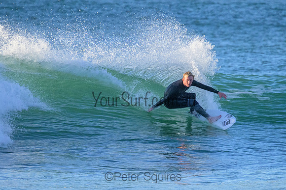 Whale_Beach_220617_074635_0077