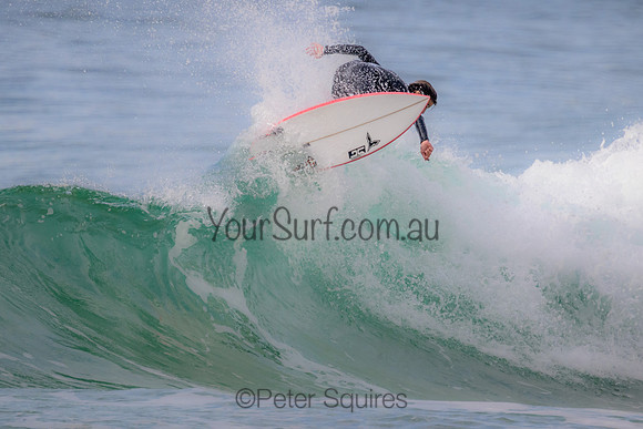 Whale_Beach_220924_080403_0097