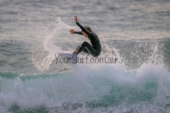 Whale_Beach_220830_071822_0069