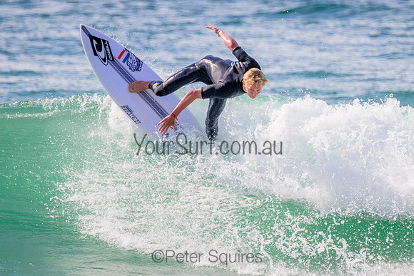 Whale_Beach_220929_085055_0039