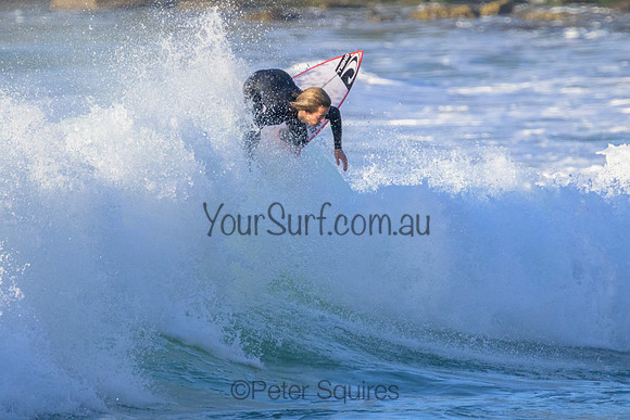 Whale_Beach_220617_075821_0100