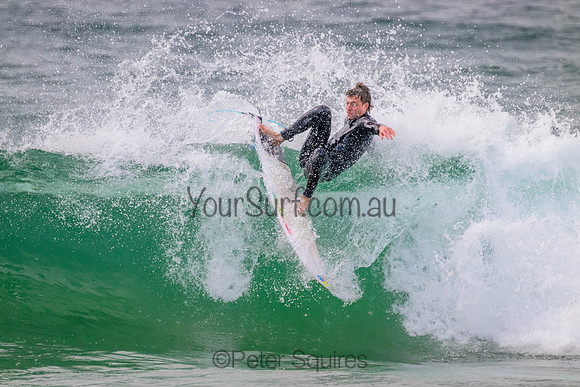Whale_Beach_220929_093348_0150