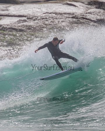 Whale_Beach_220910_095432_0135-E