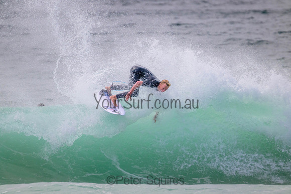 Whale_Beach_220929_091651_0106