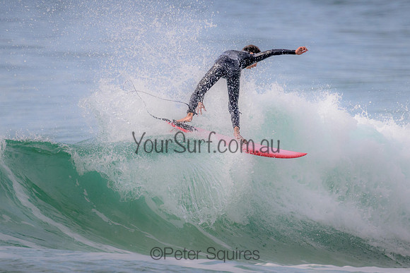 Whale_Beach_220924_080403_0102