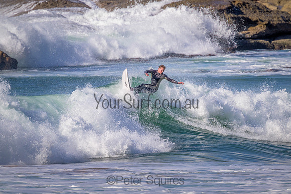 Whale_Beach_220709_095615_0018