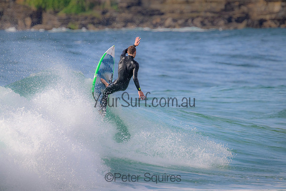 Whale_Beach_220924_075352_0078