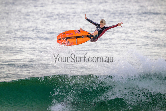 Whale_Beach_220325_085704_0083