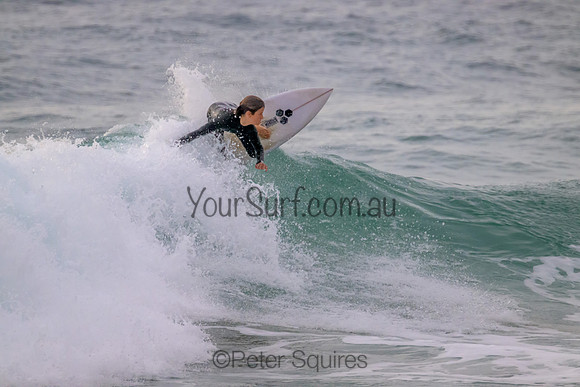 Whale_Beach_220830_073324_0119