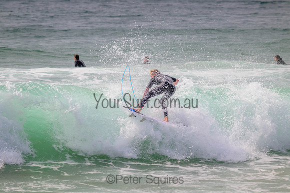 Whale_Beach_220929_092106_0123