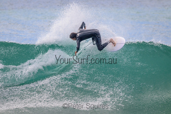 Whale_Beach_220910_092726_0062