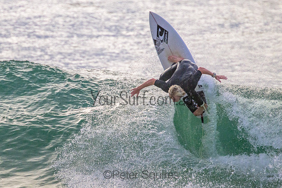 Whale_Beach_220428_072528_0043