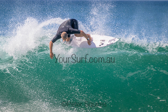 Whale_Beach_220916_110147_0052