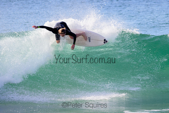 Whale_Beach_220507_084843_0036